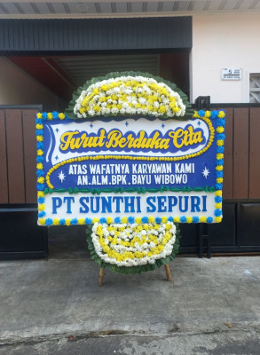 Papan Bunga Duka di Tanggamus