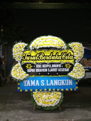 Papan Bunga Duka di Tanggamus